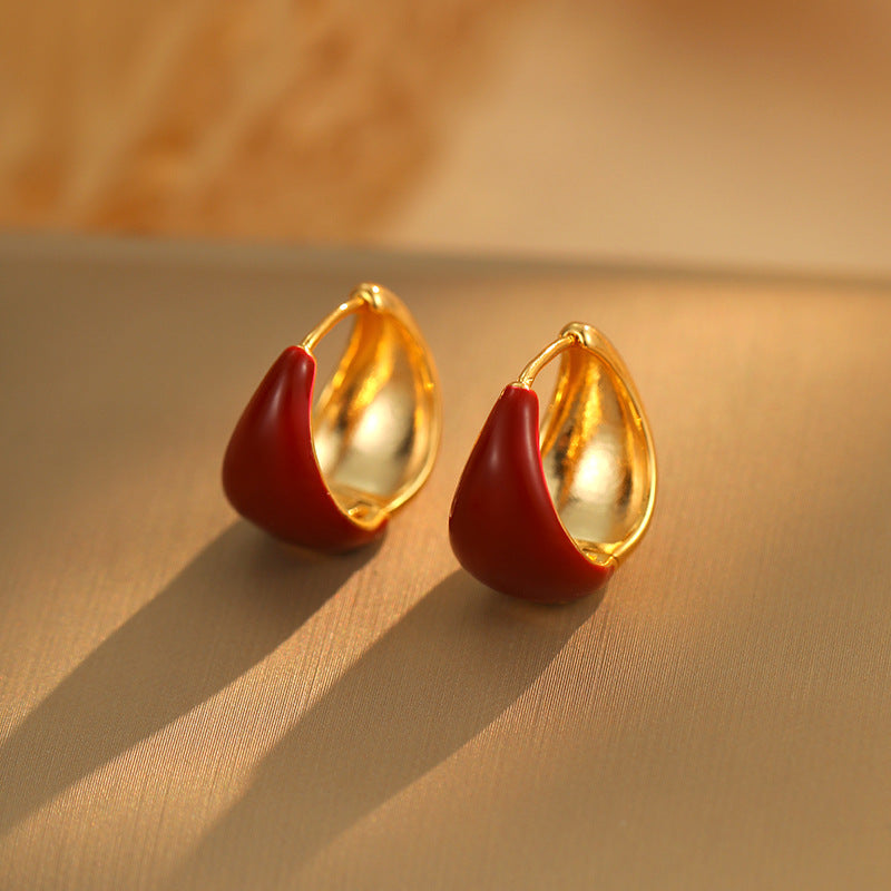 French Retro Red Circle Earrings: Light Luxury, High-End, Versatile