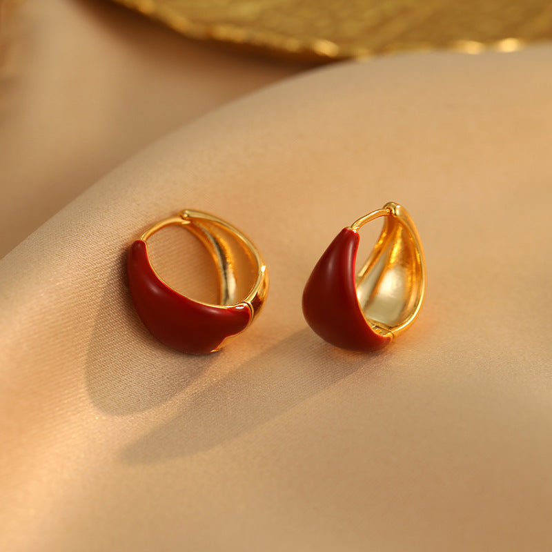 French Retro Red Circle Earrings: Light Luxury, High-End, Versatile